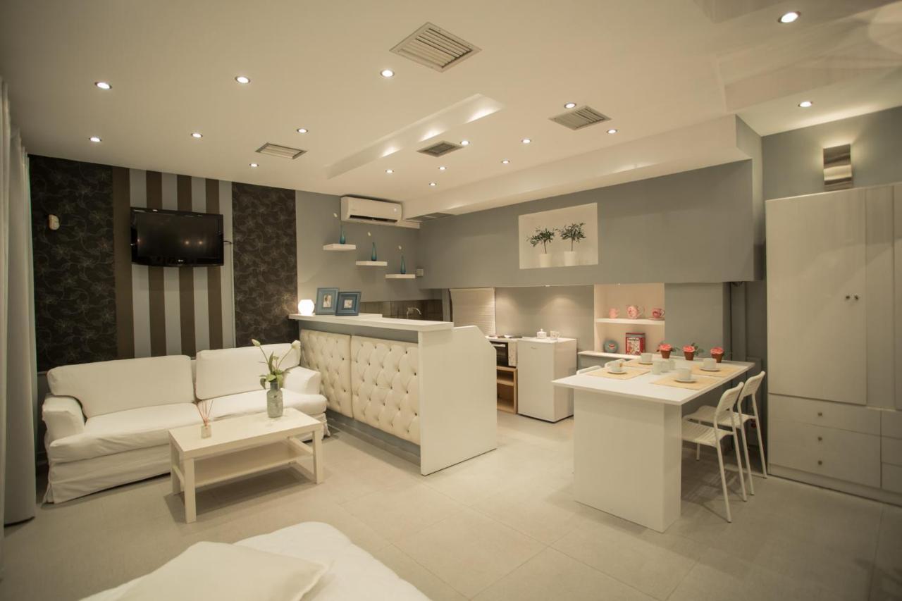 Apollonio Upper View Suites Corinth Экстерьер фото