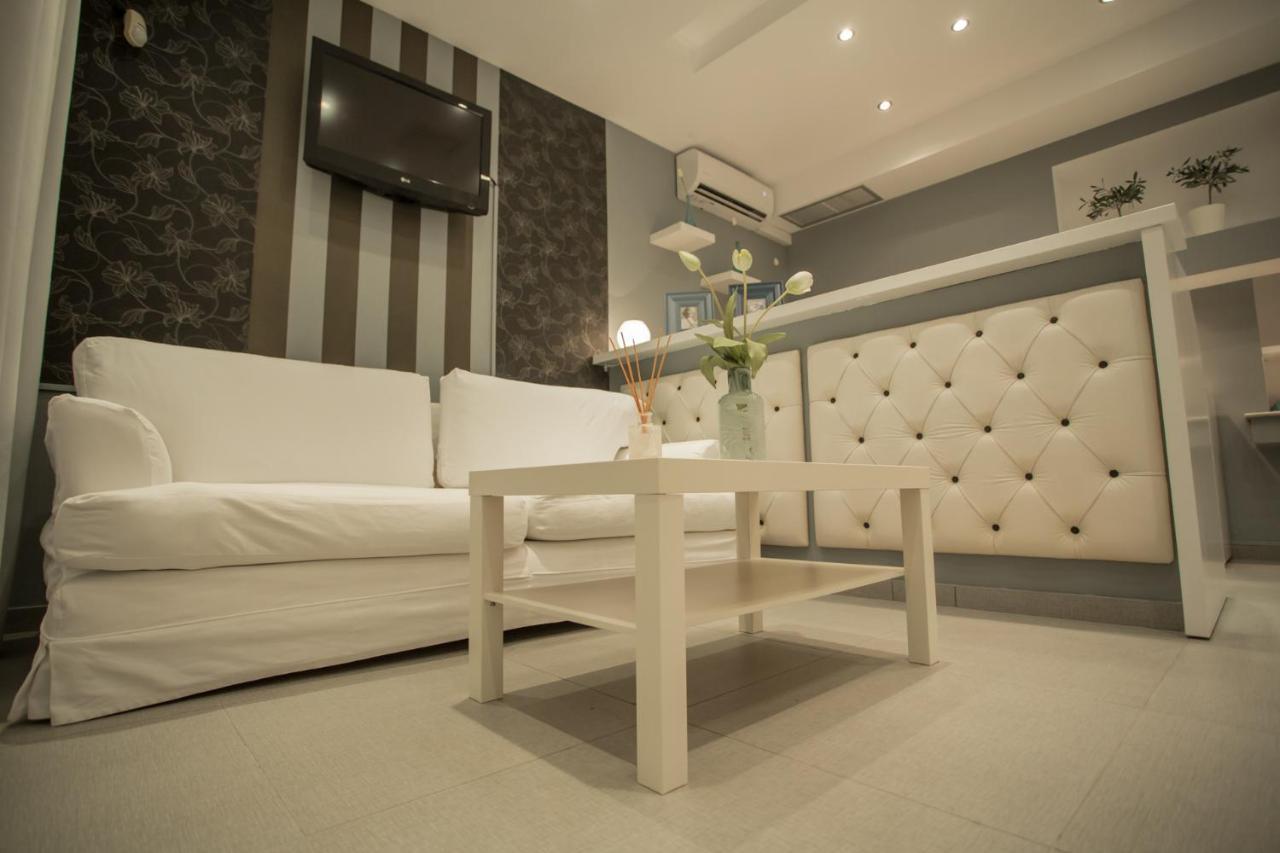 Apollonio Upper View Suites Corinth Экстерьер фото